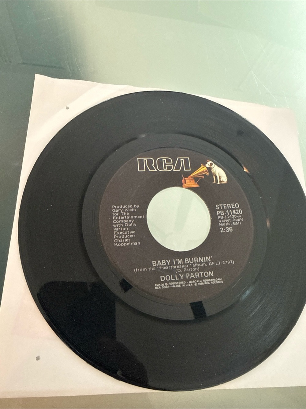 Dolly Parton ~ Baby I'm Burnin'/ I Really Got The Feeling ~ RCA 45 RPM Record